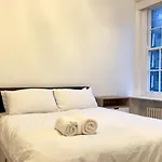 Superb 4 Bedroom Apartment Hyde Park Central London