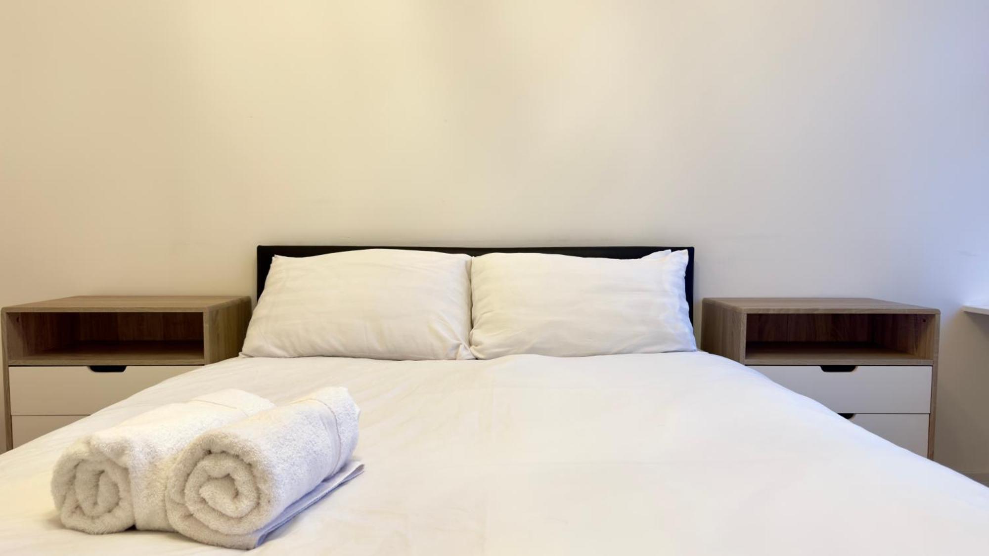 Apartment Superb 4 Bedroom Hyde Park